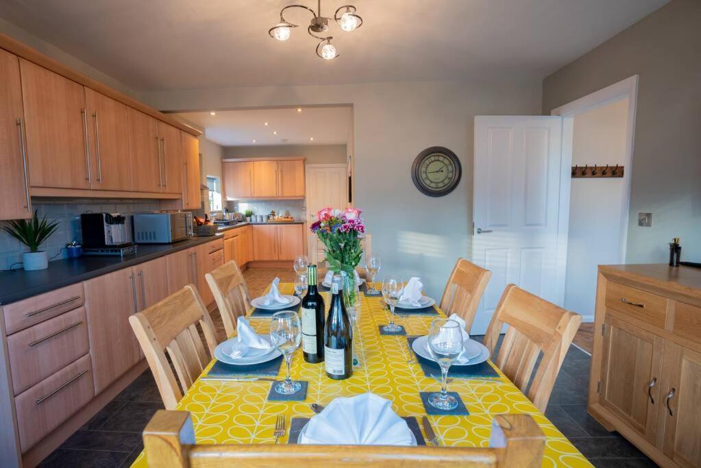 Erwenni, Llanbedrog, Abersoch Near Beach And Pub With Hot Tub Экстерьер фото